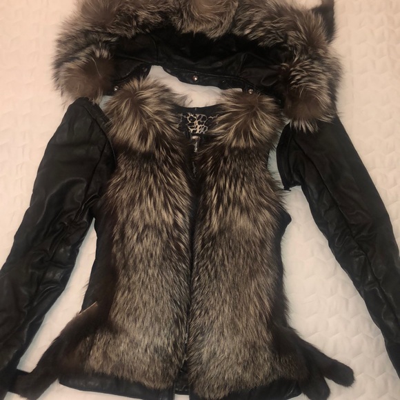 Fur vest - Picture 1 of 8
